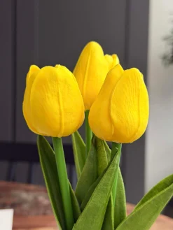 Tulipaner med lys - Gul