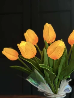 Tulipaner med lys - Gul