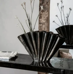 Vase - Antik brun jern