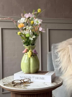 Vase med deko - Hvid eller Grøn