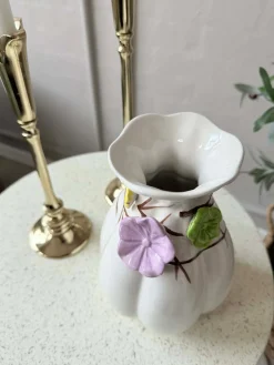 Vase med deko - Hvid eller Grøn