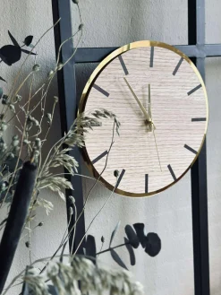 Vægur i træ - Ø30cm