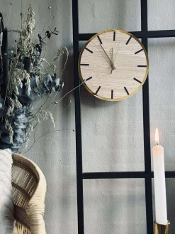 Vægur i træ - Ø30cm