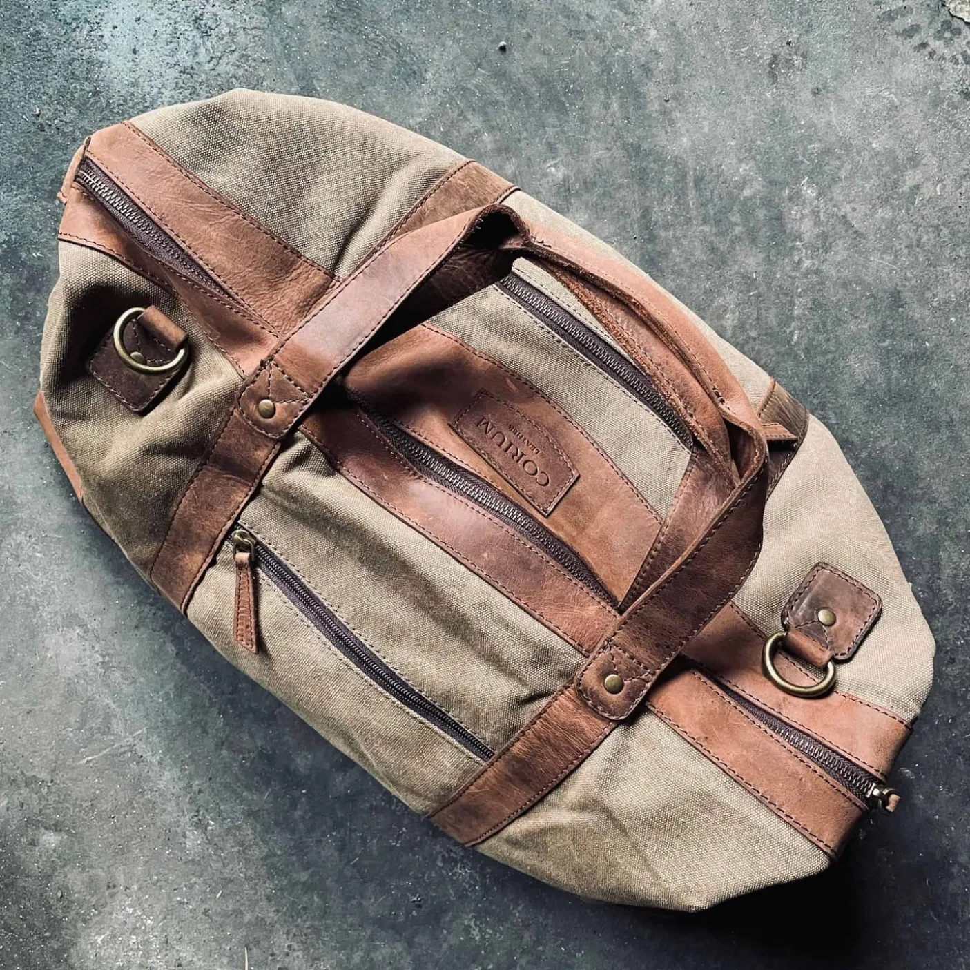 Weekendtaske i skind og kanvas - Canvas HUNTER